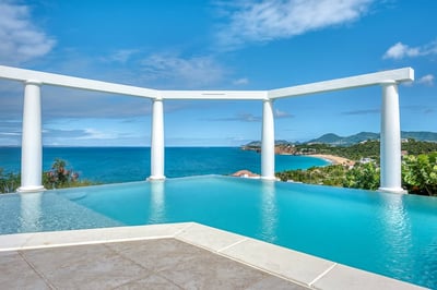 Luxury Villa Photo #3
