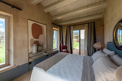 Luxury Villa Photo #27