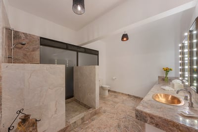 Luxury Villa Photo #50