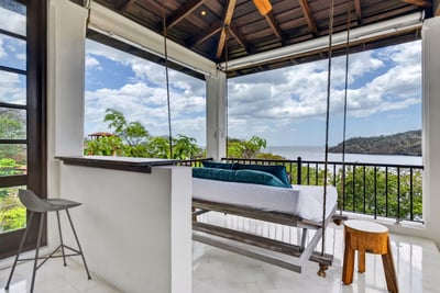 Luxury Villa Photo #47