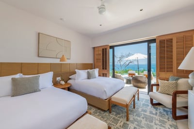 Luxury Villa Photo #50