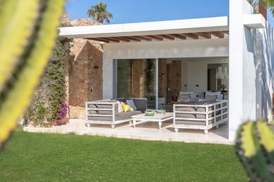 Luxury Villa Photo #8