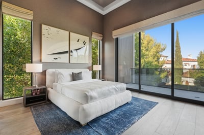 Luxury Villa Photo #45