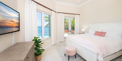Luxury Villa Photo #25