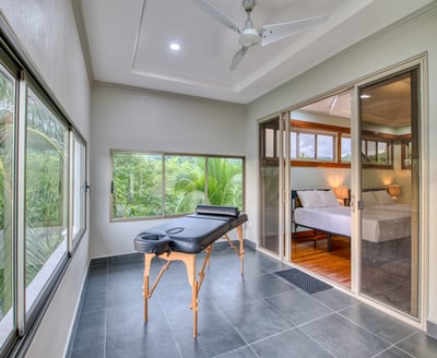 Luxury Villa Photo #79