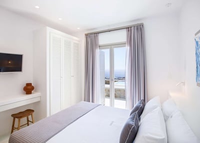 Luxury Villa Photo #24