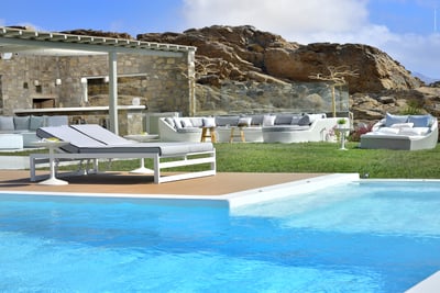 Luxury Villa Photo #3
