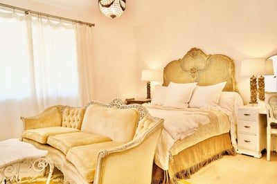 Luxury Villa Photo #18