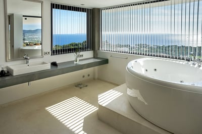 Luxury Villa Photo #22