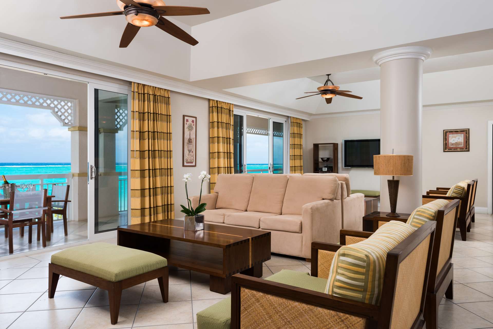 Deluxe 4 BDM Oceanfront Penthouse at Alexandra Resort - 1