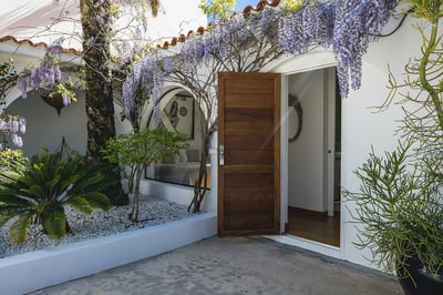 Luxury Villa Photo #16