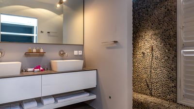 Luxury Villa Photo #57