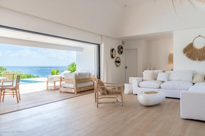 Luxury Villa Photo #12