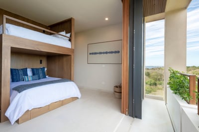 Luxury Villa Photo #41
