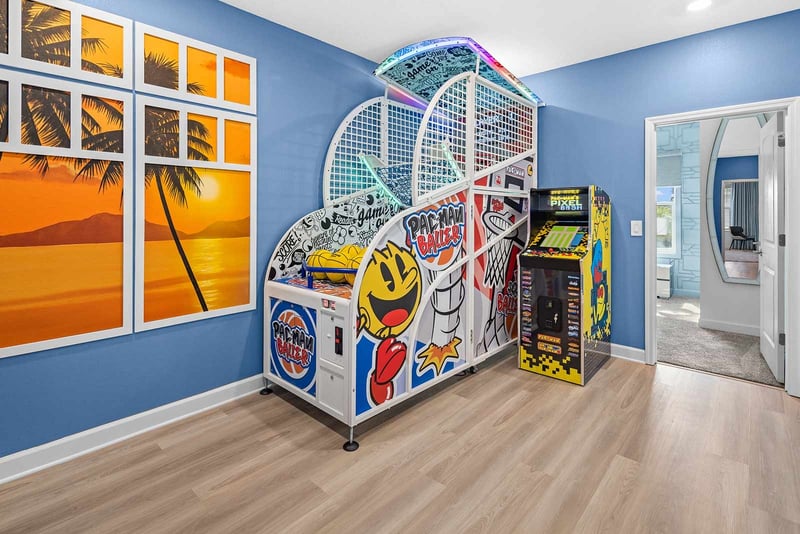 Snake Eyes at Harbor Island Beach Club