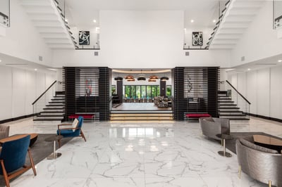 Luxury Villa Photo #17