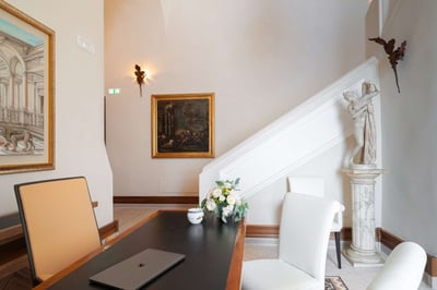 Luxury Villa Photo #35