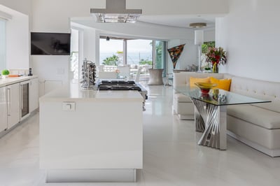 Luxury Villa Photo #11