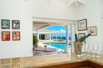 Luxury Villa Photo #13
