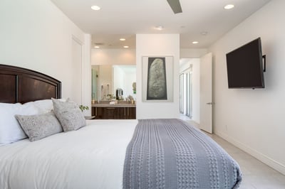 Luxury Villa Photo #16