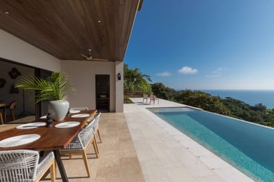 Luxury Villa Photo #7
