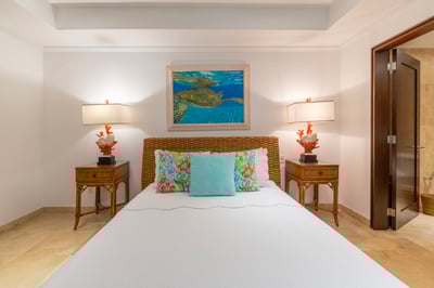 Luxury Villa Photo #10