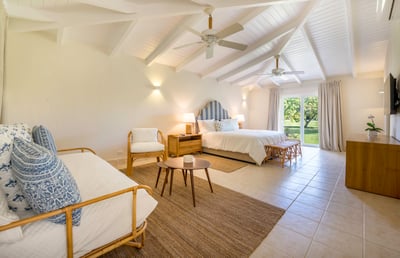 Luxury Villa Photo #10