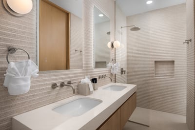 Luxury Villa Photo #40