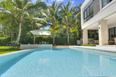 Hacienda A91 - Elegant Tropical Retreat