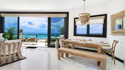 Luxury Villa Photo #17