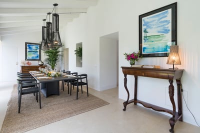 Luxury Villa Photo #30