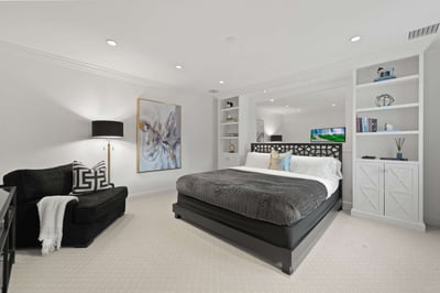 Luxury Villa Photo #37