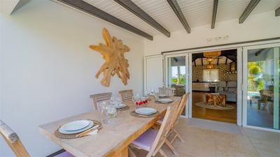 Luxury Villa Photo #21