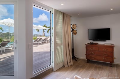 Luxury Villa Photo #50