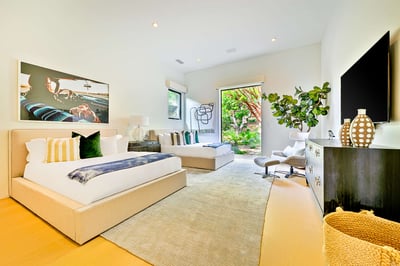 Luxury Villa Photo #52