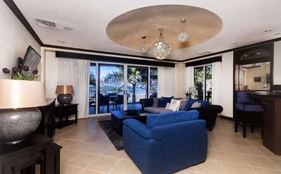 Luxury Villa Photo #4