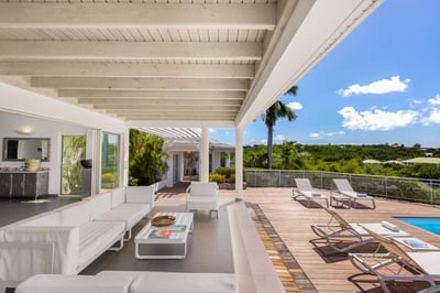 Luxury Villa Photo #8