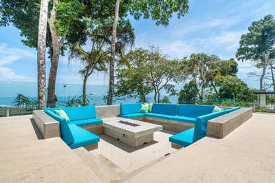 Luxury Villa Photo #15