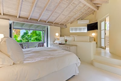 Luxury Villa Photo #20