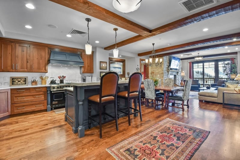 Silver Strike Lodge 2 BDM Condo