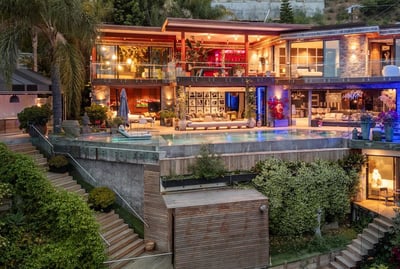 Luxury Villa Photo #5