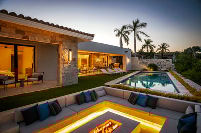 Luxury Villa Photo #5