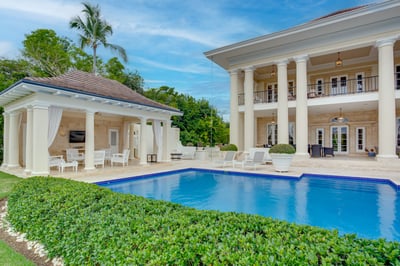 Luxury Villa Photo #4