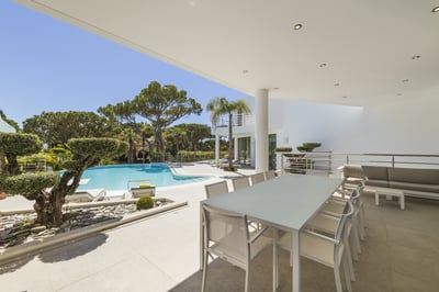 Luxury Villa Photo #9