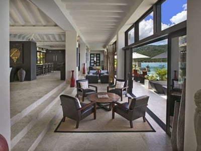 Luxury Villa Photo #8