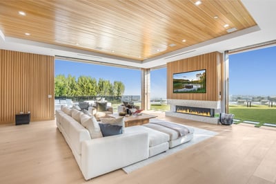 Luxury Villa Photo #21
