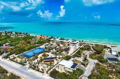 Luxury Villa Photo #36