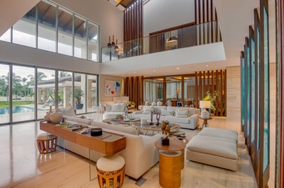 Luxury Villa Photo #28