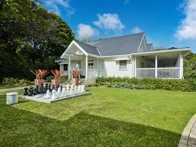 Luxury Villa Photo #9