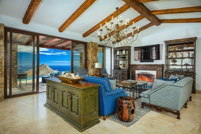 Luxury Villa Photo #15